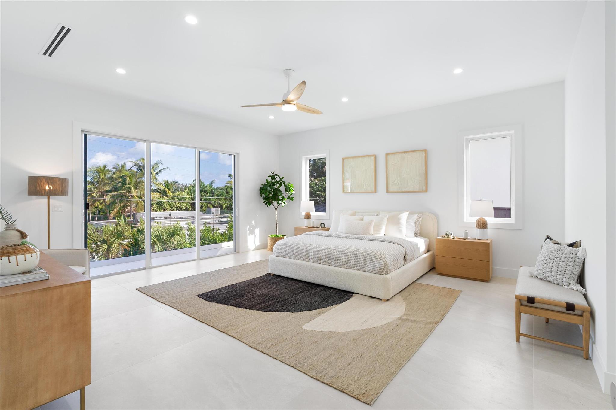 EDGEWATER - Residential