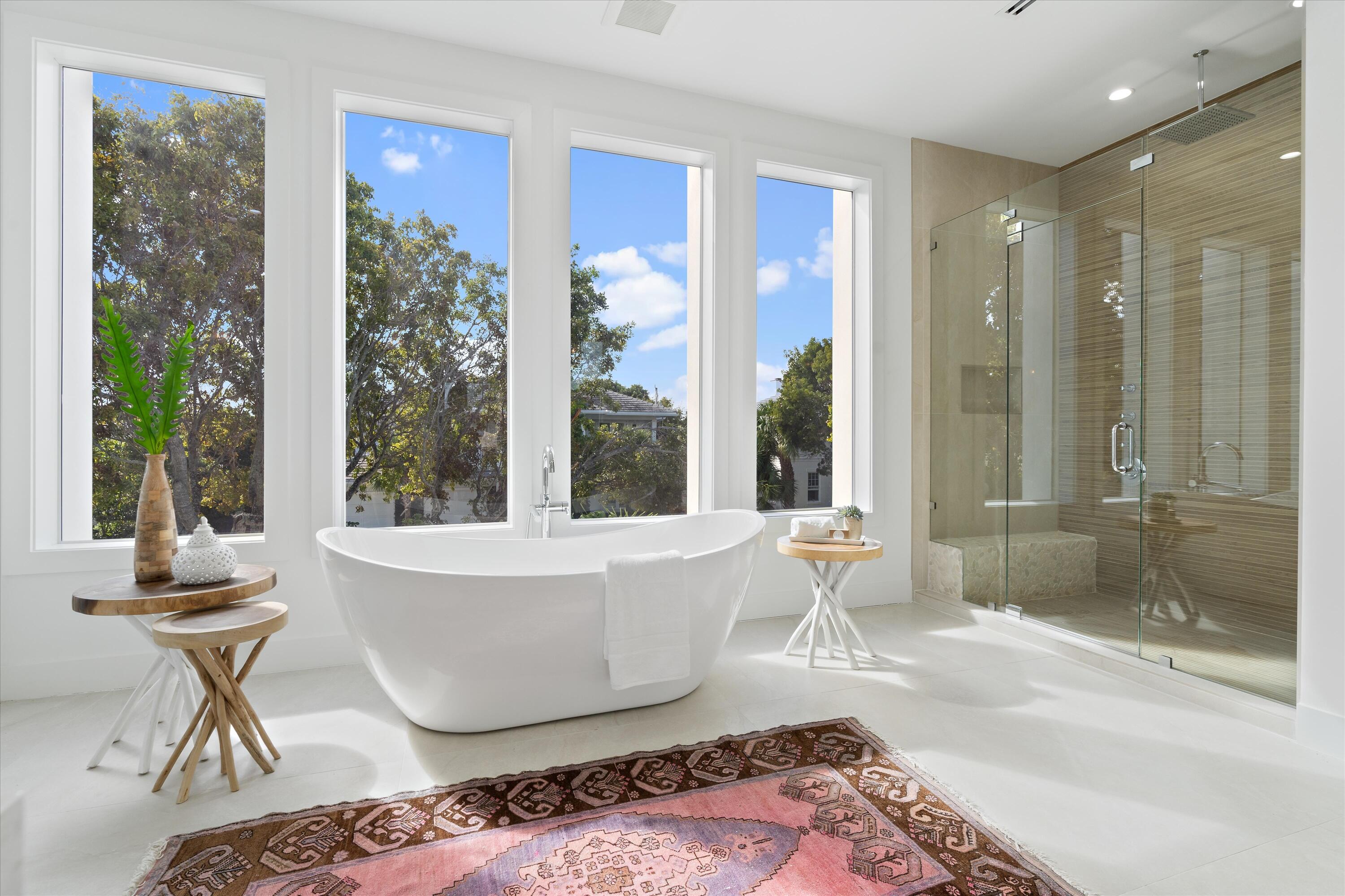 EDGEWATER - Residential