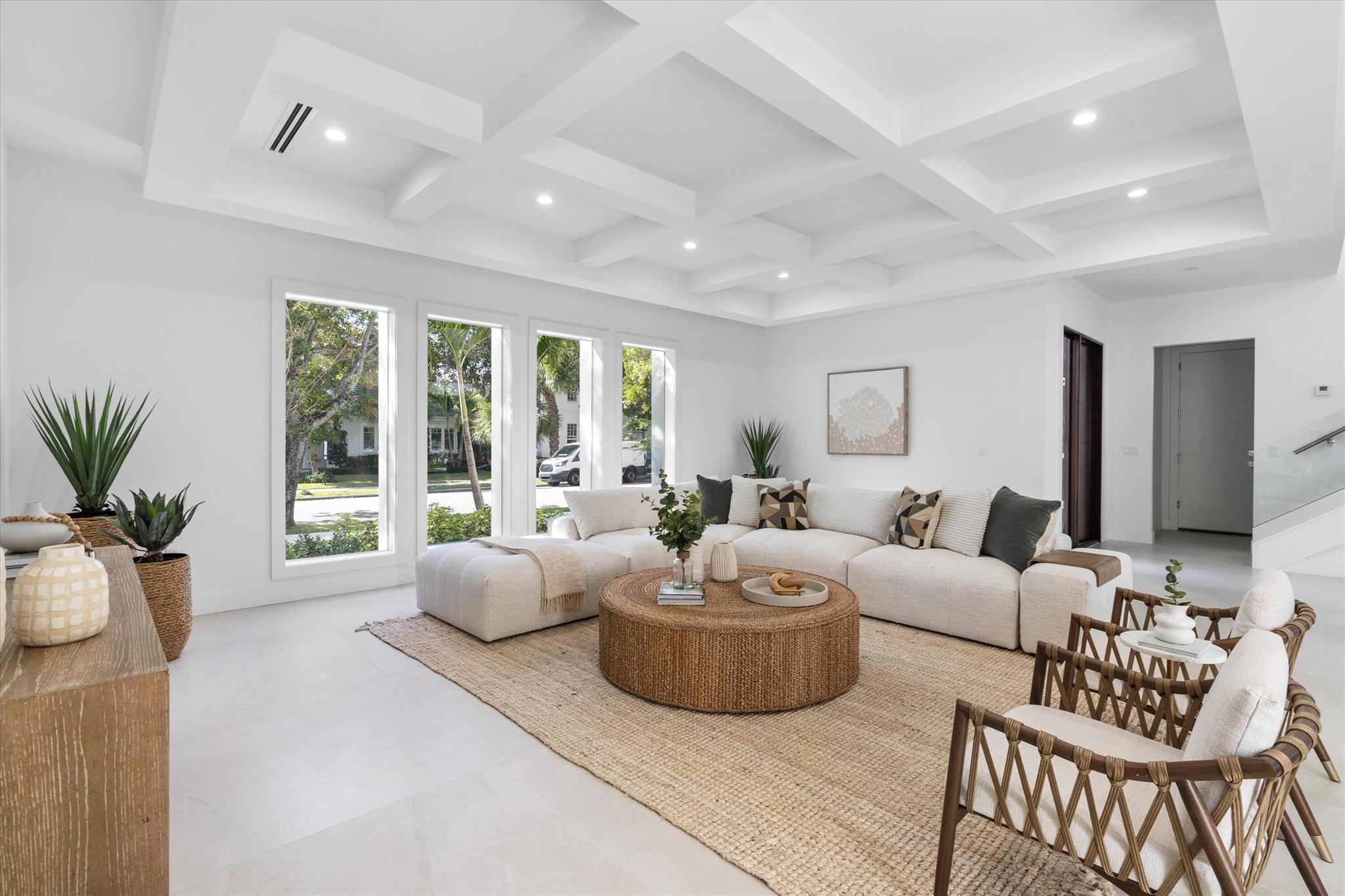 EDGEWATER - Residential