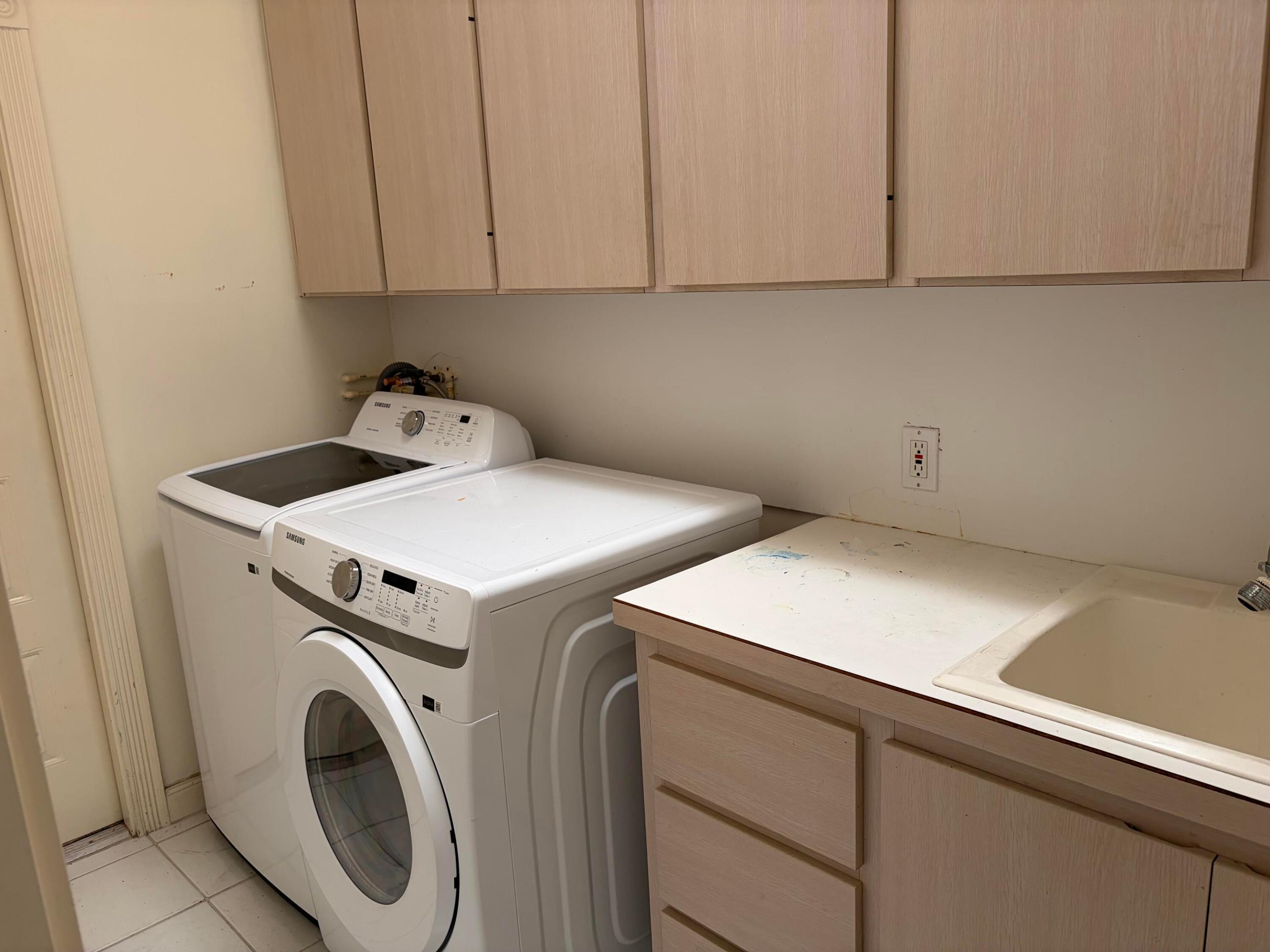 LAKES AT ST LUCIE WEST PLAT NO 22 - Residential