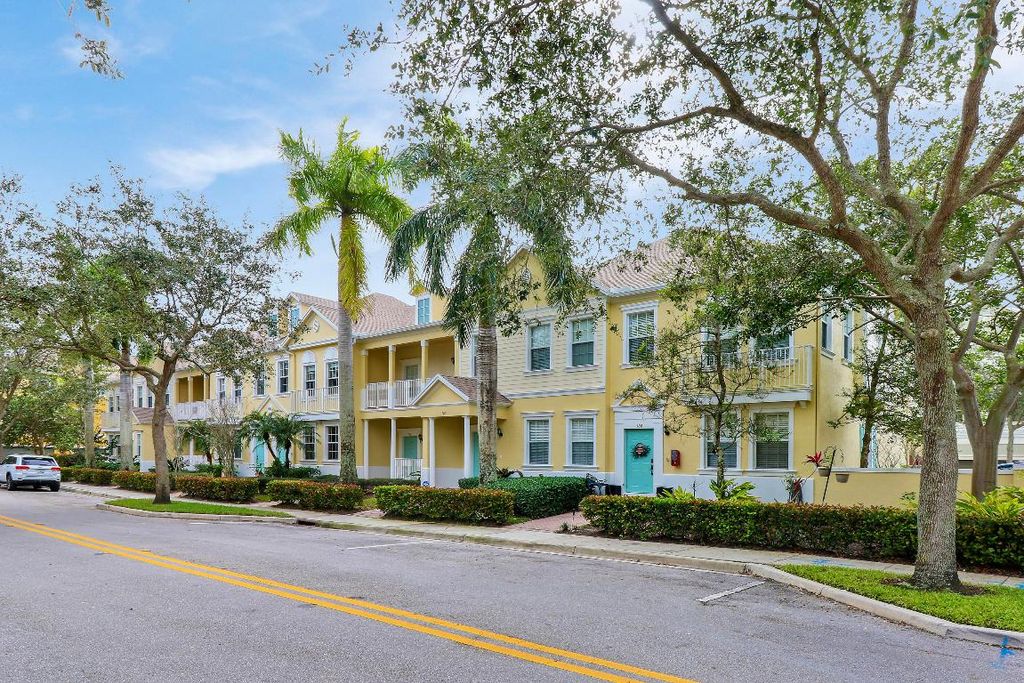 Photo of 118 Seagrape Drive #105, Jupiter, FL 33458 (MLS # R10989100)