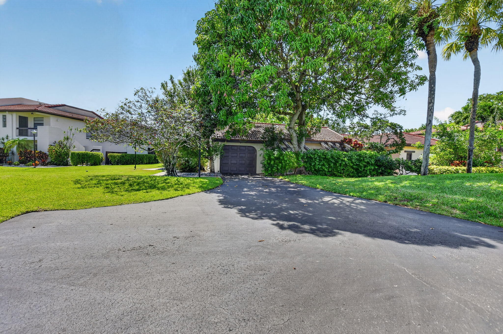 8208 Casa Del Lago 23b