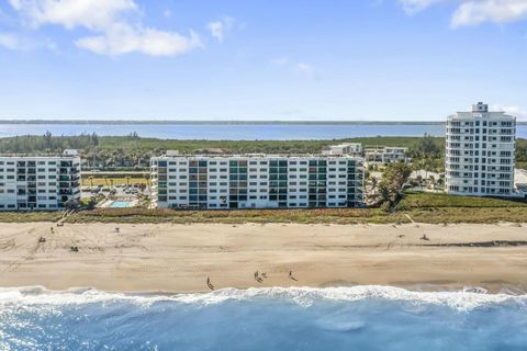 A home in Jensen Beach