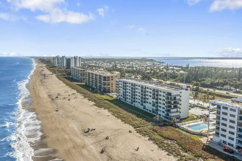 A home in Jensen Beach