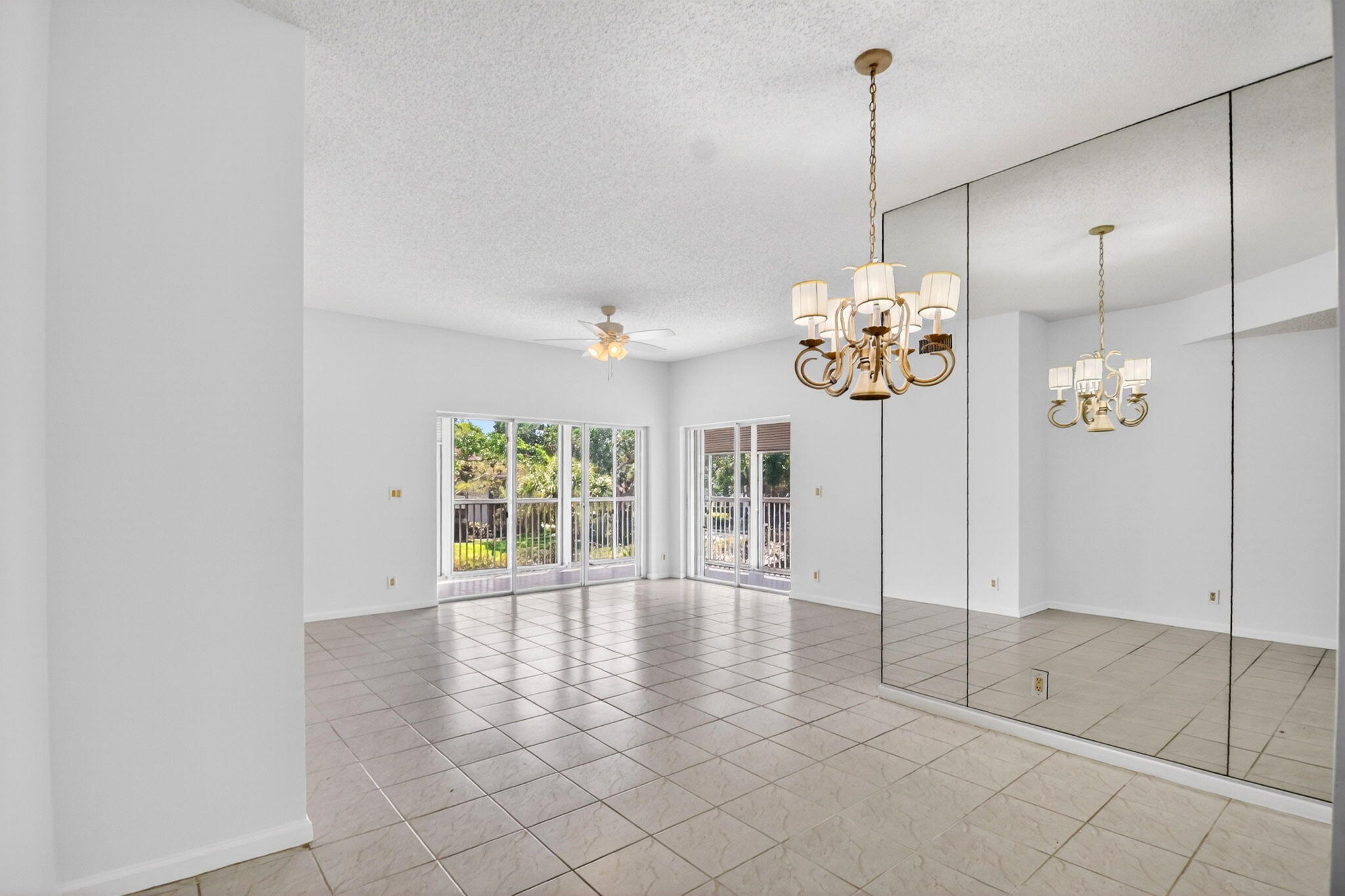 TERRACE HOMES AT BANYAN SPRINGS CONDO - Residential