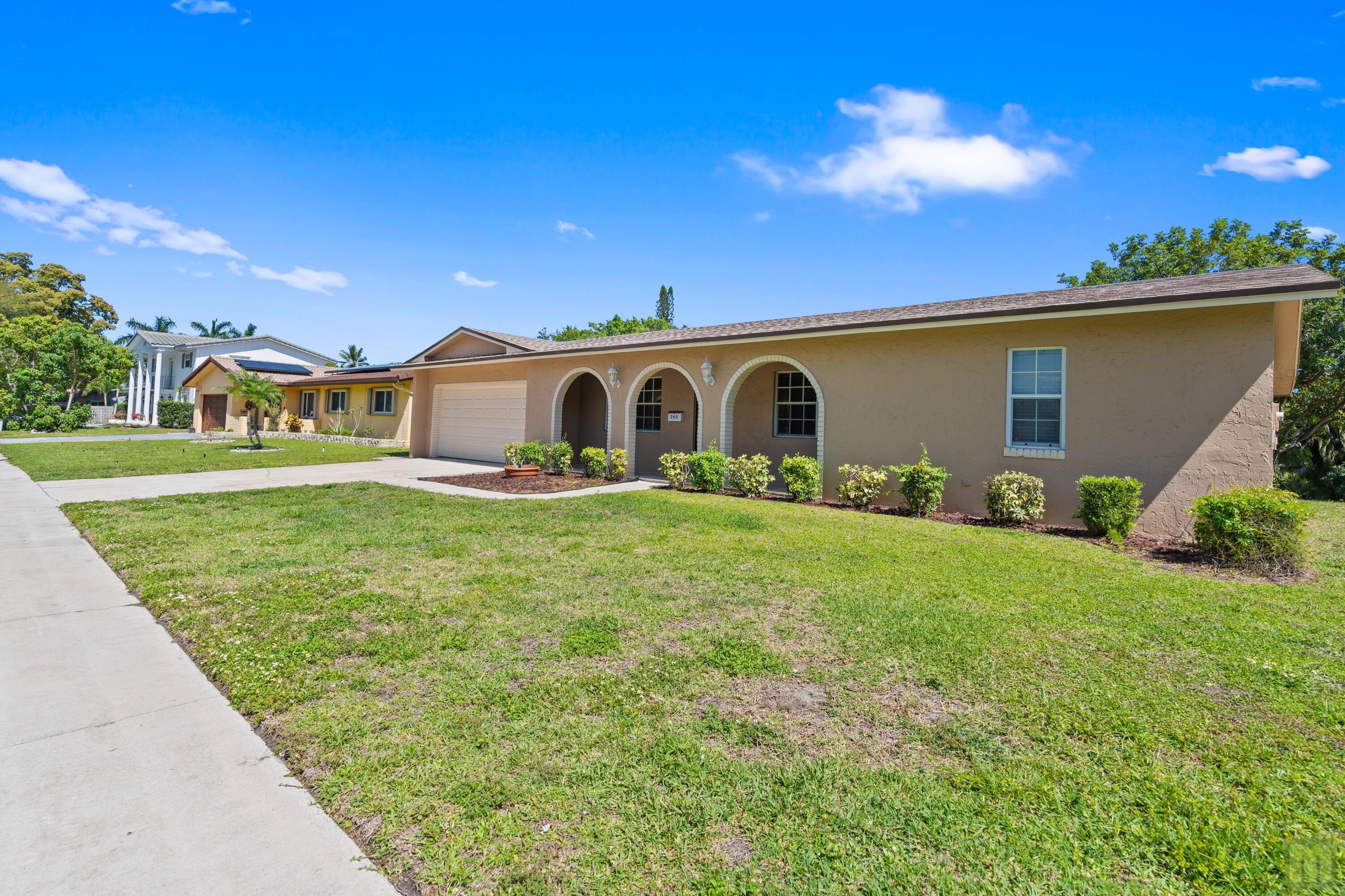 COCONUT CREEK 10TH SEC - Residential