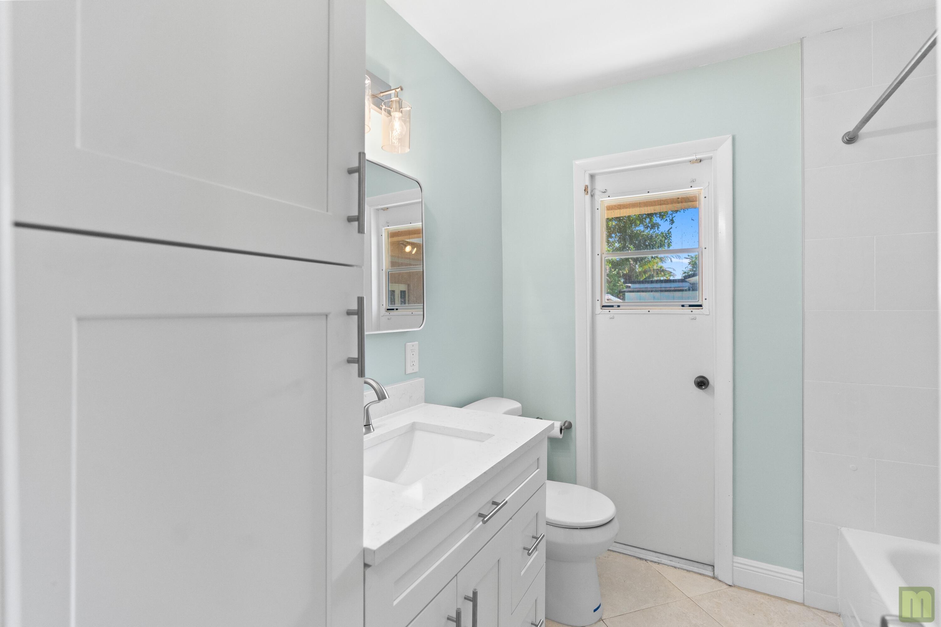 COCONUT CREEK 10TH SEC - Residential