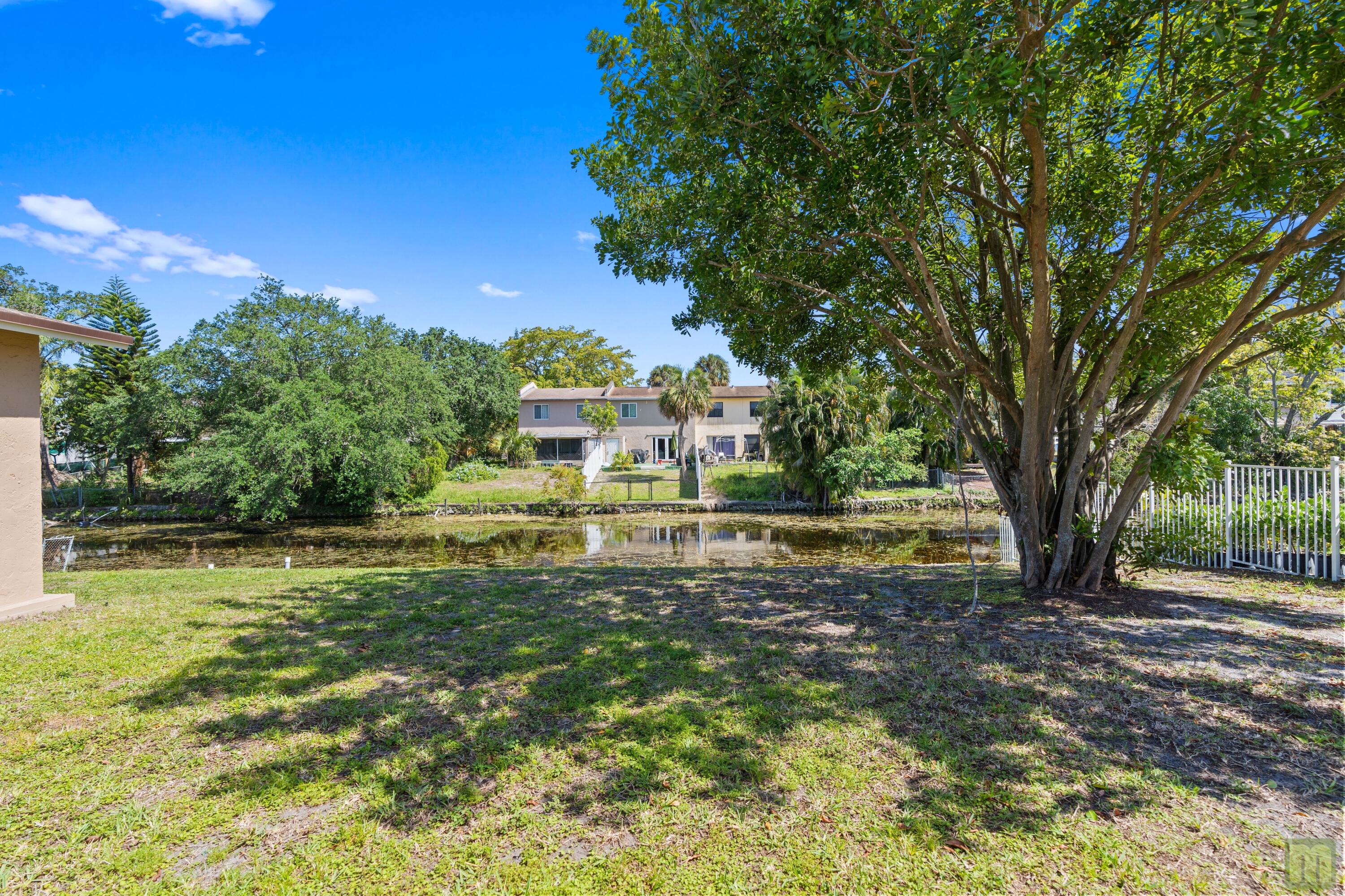 COCONUT CREEK 10TH SEC - Residential