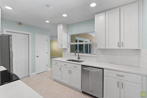 Tiny photo for 260 Lake Drive, Coconut Creek, FL 33066 (MLS # B26011590)