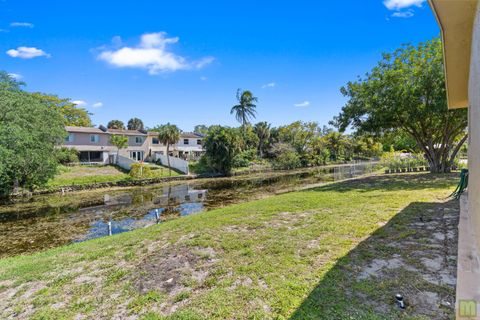Tiny photo for 260 Lake Drive, Coconut Creek, FL 33066 (MLS # B26011590)