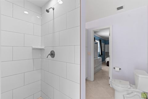 Tiny photo for 260 Lake Drive, Coconut Creek, FL 33066 (MLS # B26011590)