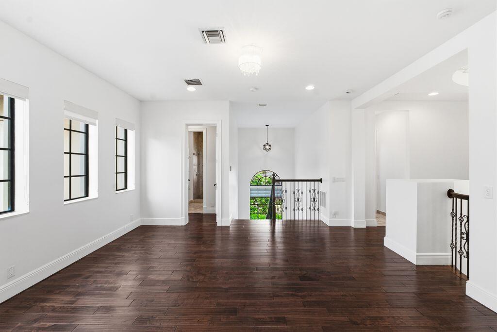 PARKLAND GOLF AND COUNTRY CLUB - Residential