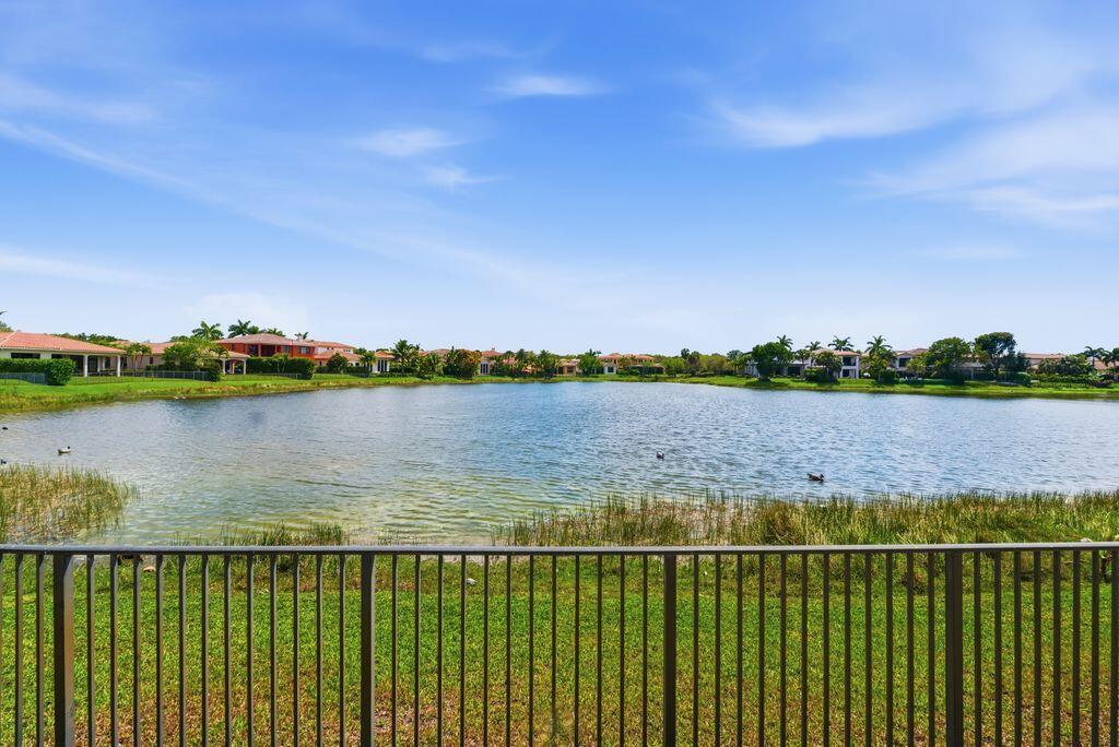 PARKLAND GOLF AND COUNTRY CLUB - Residential