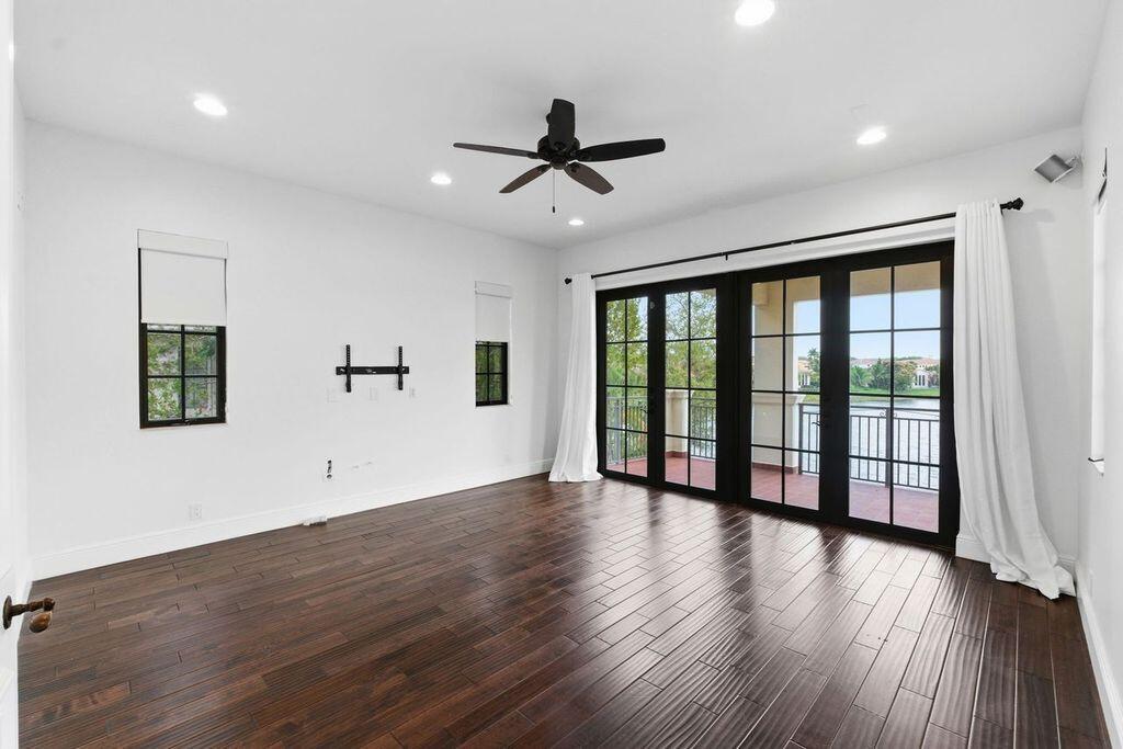 PARKLAND GOLF AND COUNTRY CLUB - Residential