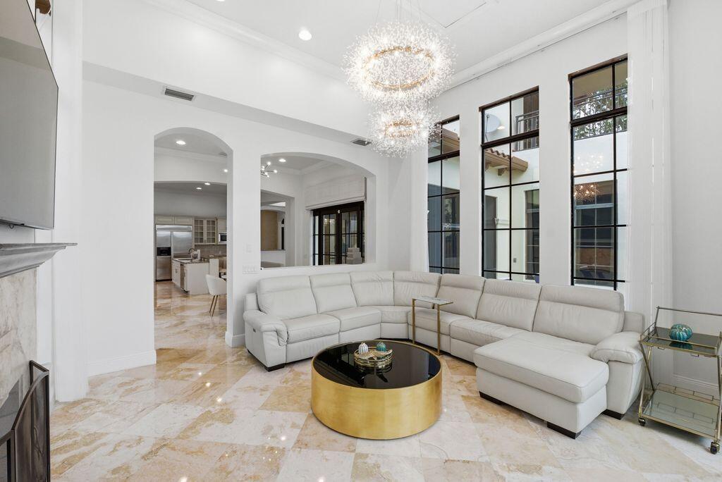 PARKLAND GOLF AND COUNTRY CLUB - Residential