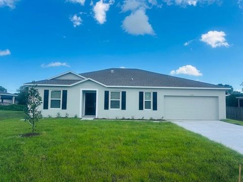 2681 SW Eastman St Port St Lucie FL 34953