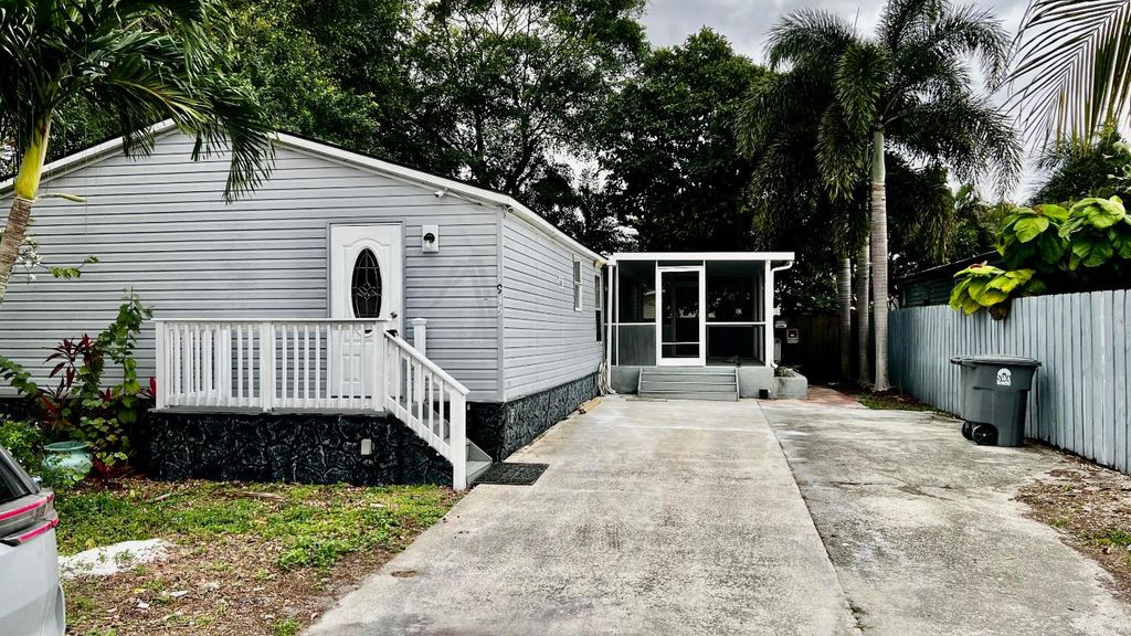 Photo of 11945 Flotilla Place, Boca Raton, FL 33428 (MLS # R11156499)