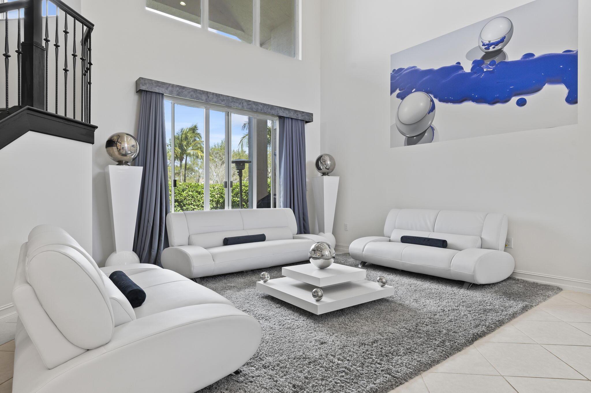 8183 Venosa Haven Terrace