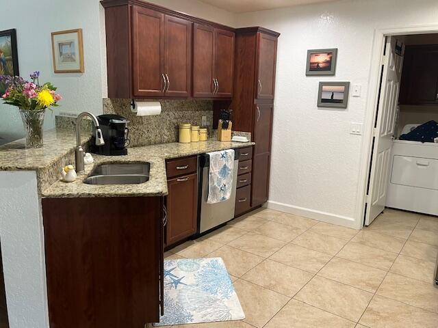 SPANISH LAKES 1 - Residential