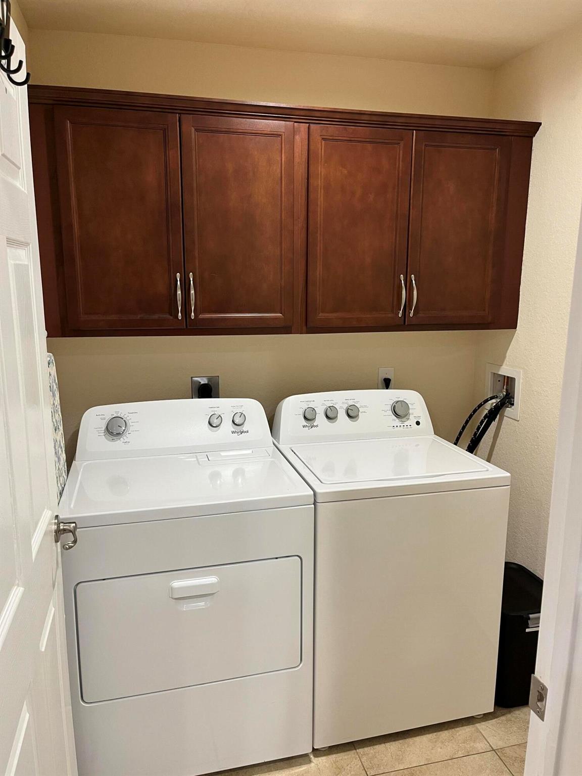 SPANISH LAKES 1 - Residential