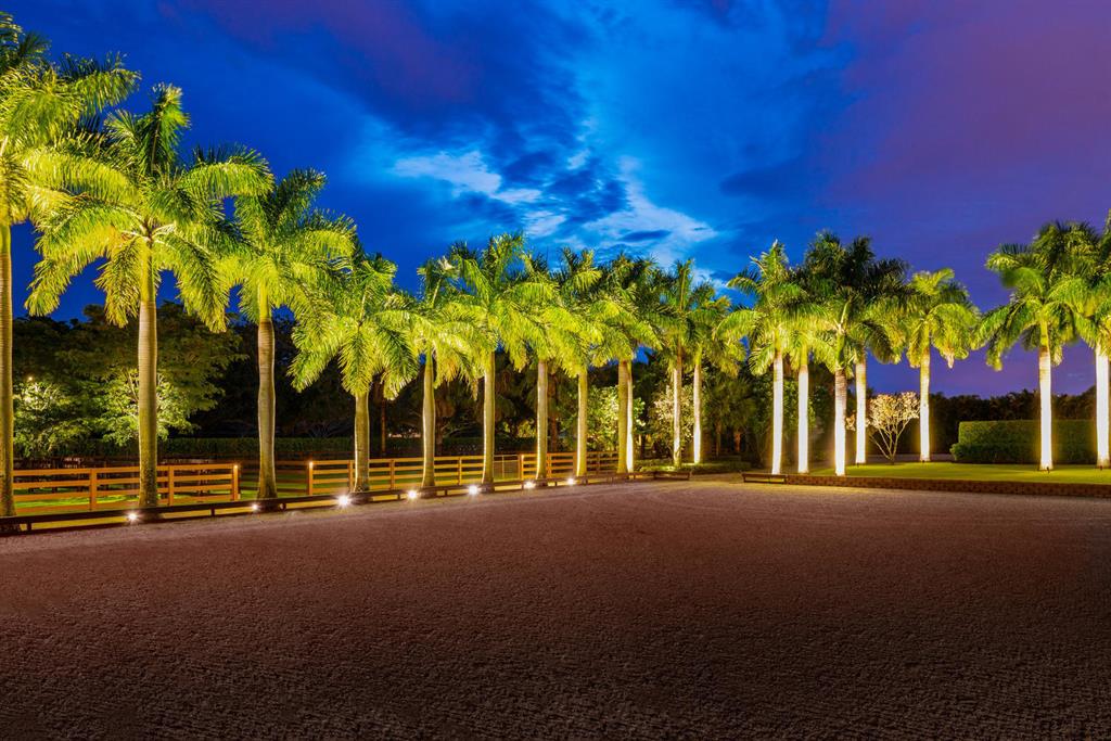 PALM BEACH POINT - Residential