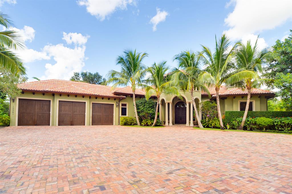 PALM BEACH POINT - Residential