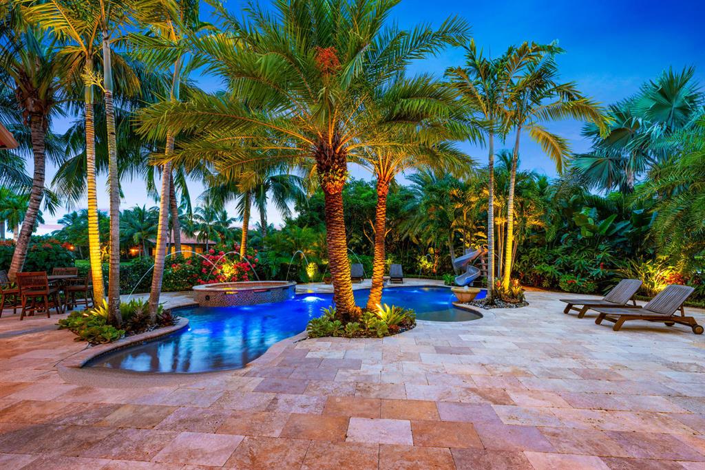 PALM BEACH POINT - Residential