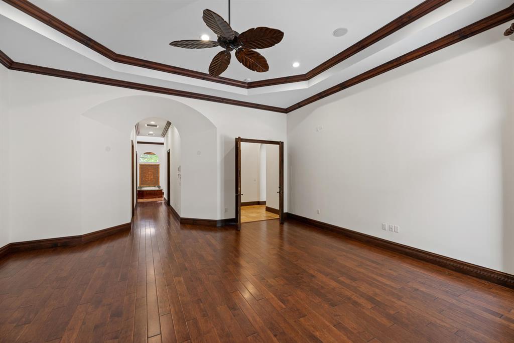 PALM BEACH POINT - Residential