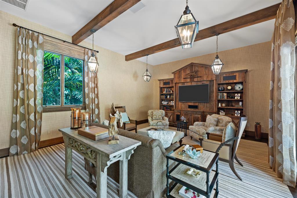 PALM BEACH POINT - Residential