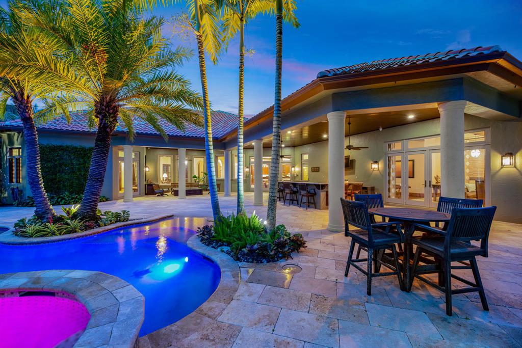 PALM BEACH POINT - Residential