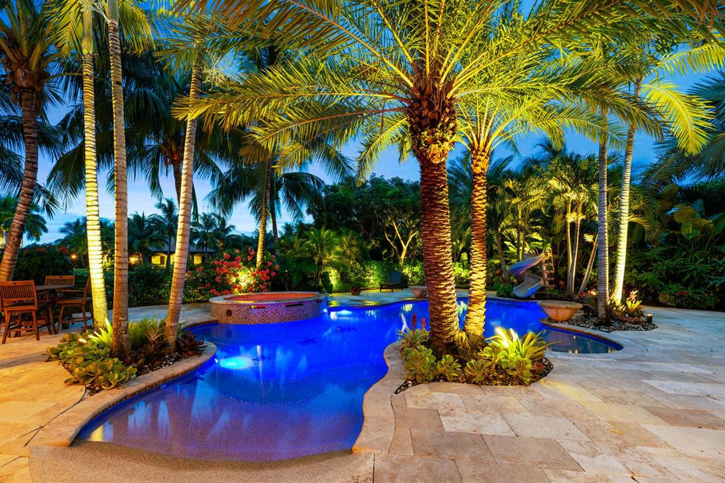 PALM BEACH POINT - Residential