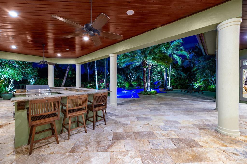 PALM BEACH POINT - Residential