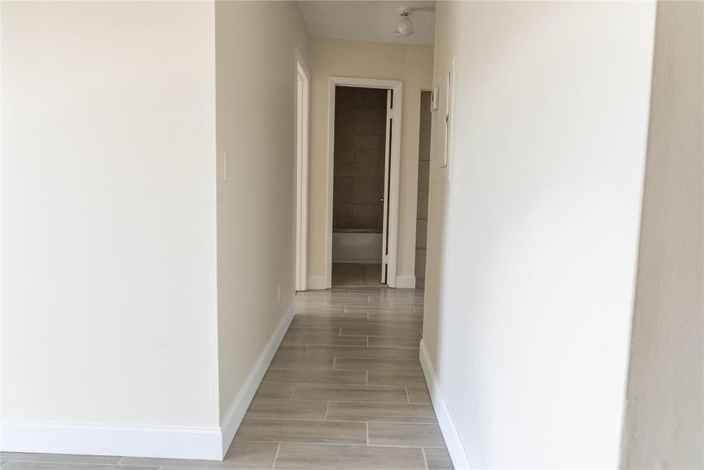 Photo of 11686 NW 39th Street, Coral Springs, FL 33065 (MLS # F10539428)
