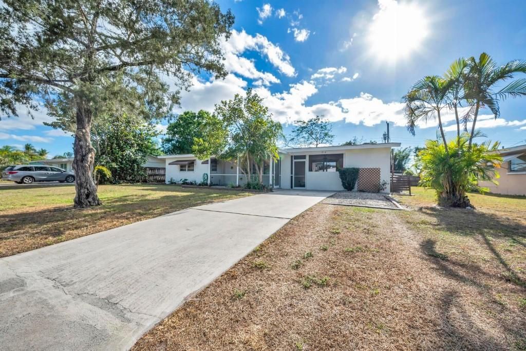 Photo of 214 Beach Avenue, Port Saint Lucie, FL 34952 (MLS # F10403454)