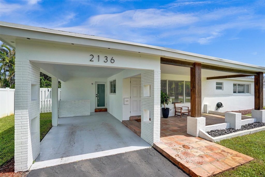 Photo of 2136 NE 3rd Way, Boca Raton, FL 33431 (MLS # F10530352)
