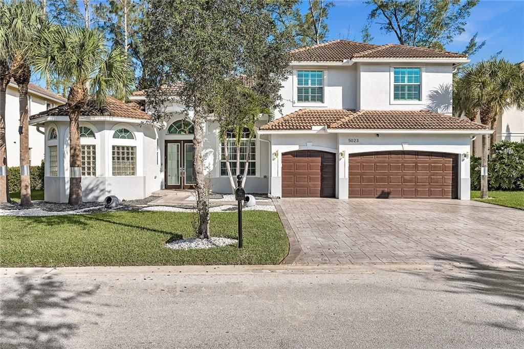 Photo of 5023 Pinecreek Pl, Coconut Creek, FL 33073 (MLS # F10357658)