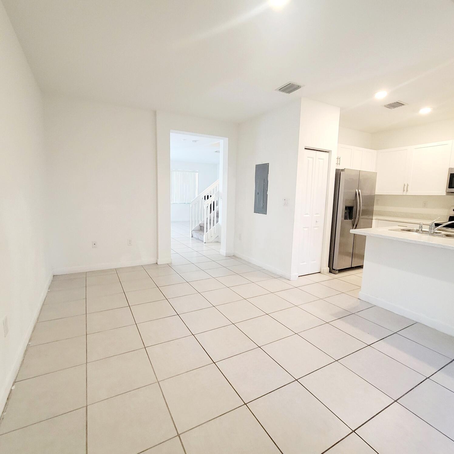 PINE ILSE- PINE VISTA - Residential Lease