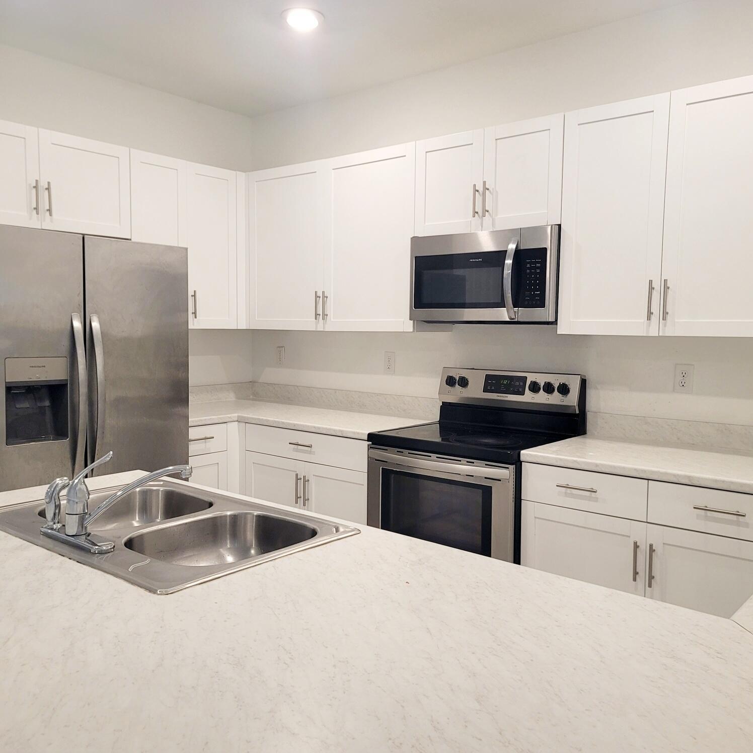 PINE ILSE- PINE VISTA - Residential Lease