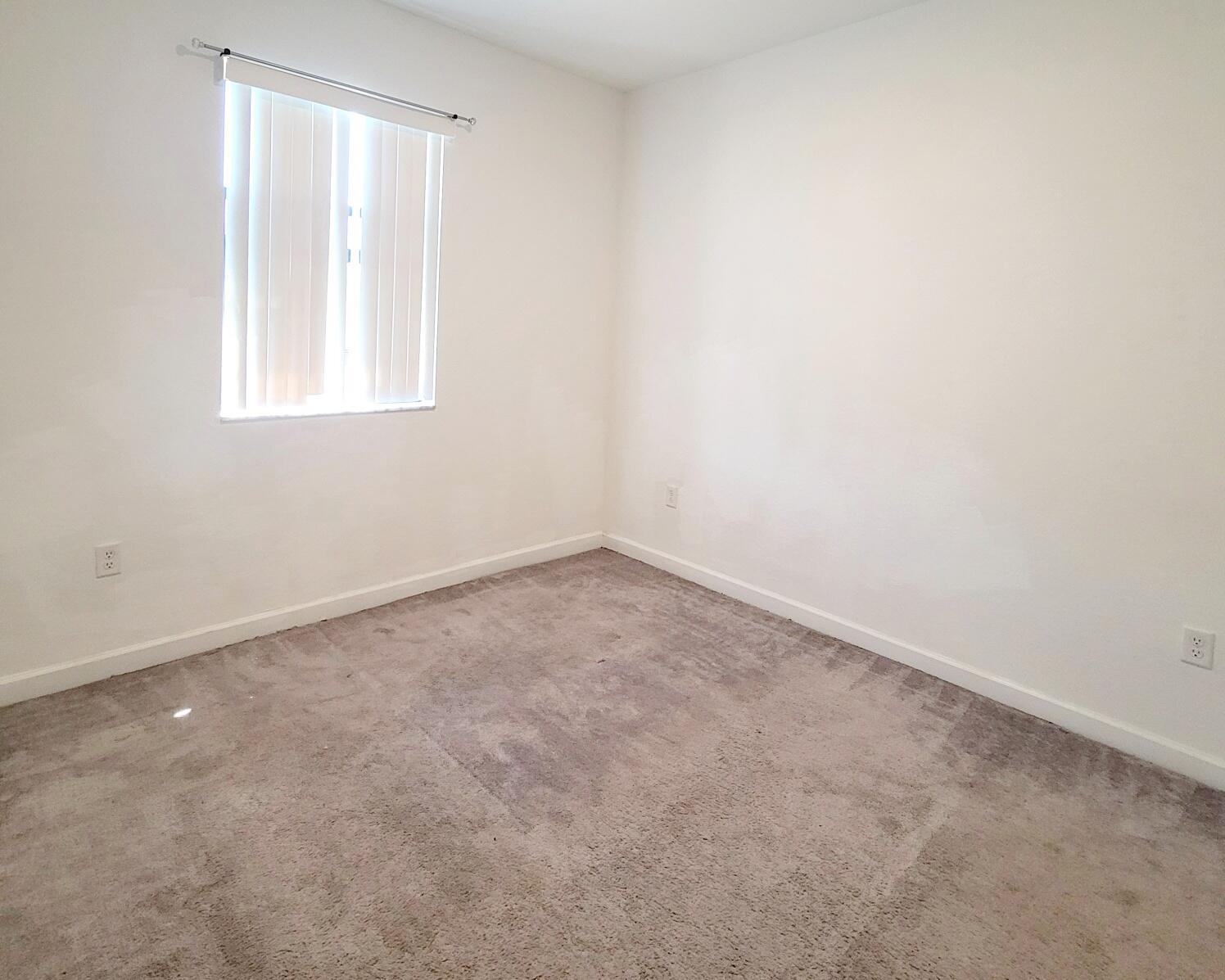 PINE ILSE- PINE VISTA - Residential Lease