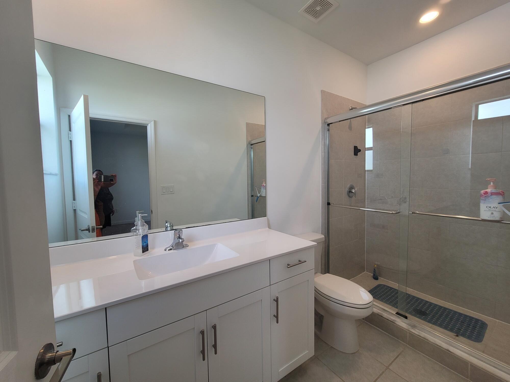 PINE ILSE- PINE VISTA - Residential Lease