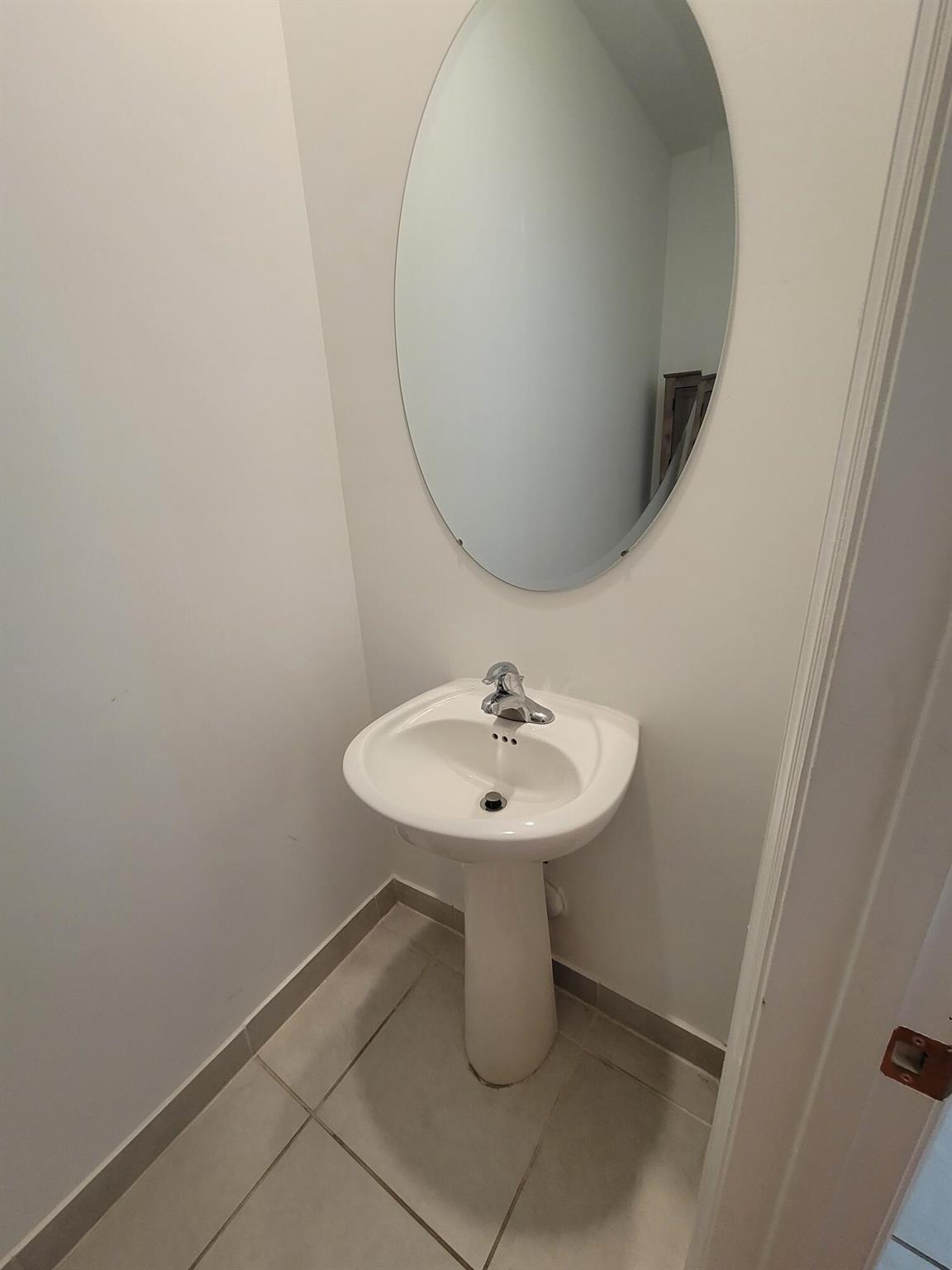 PINE ILSE- PINE VISTA - Residential Lease