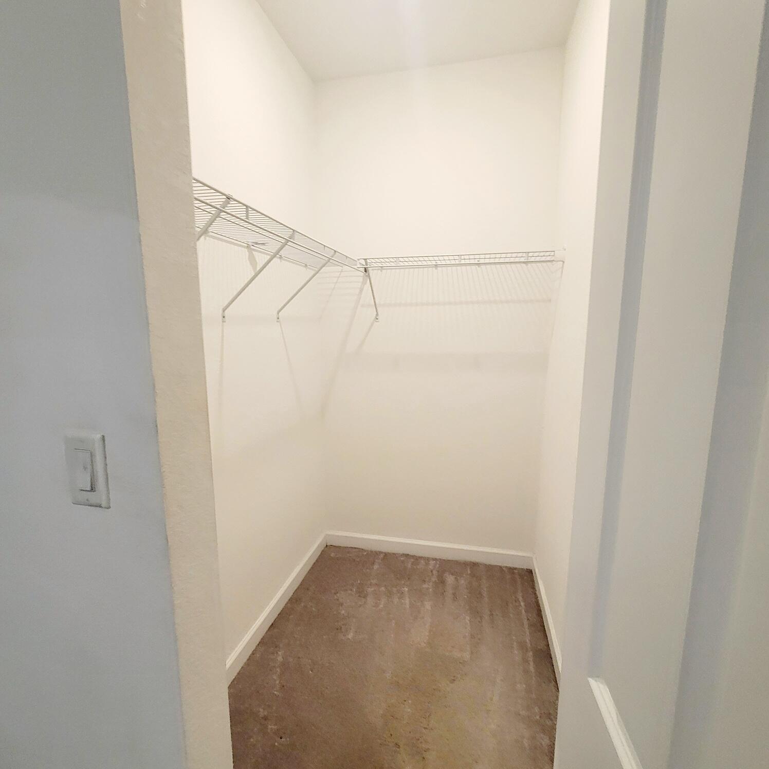 PINE ILSE- PINE VISTA - Residential Lease