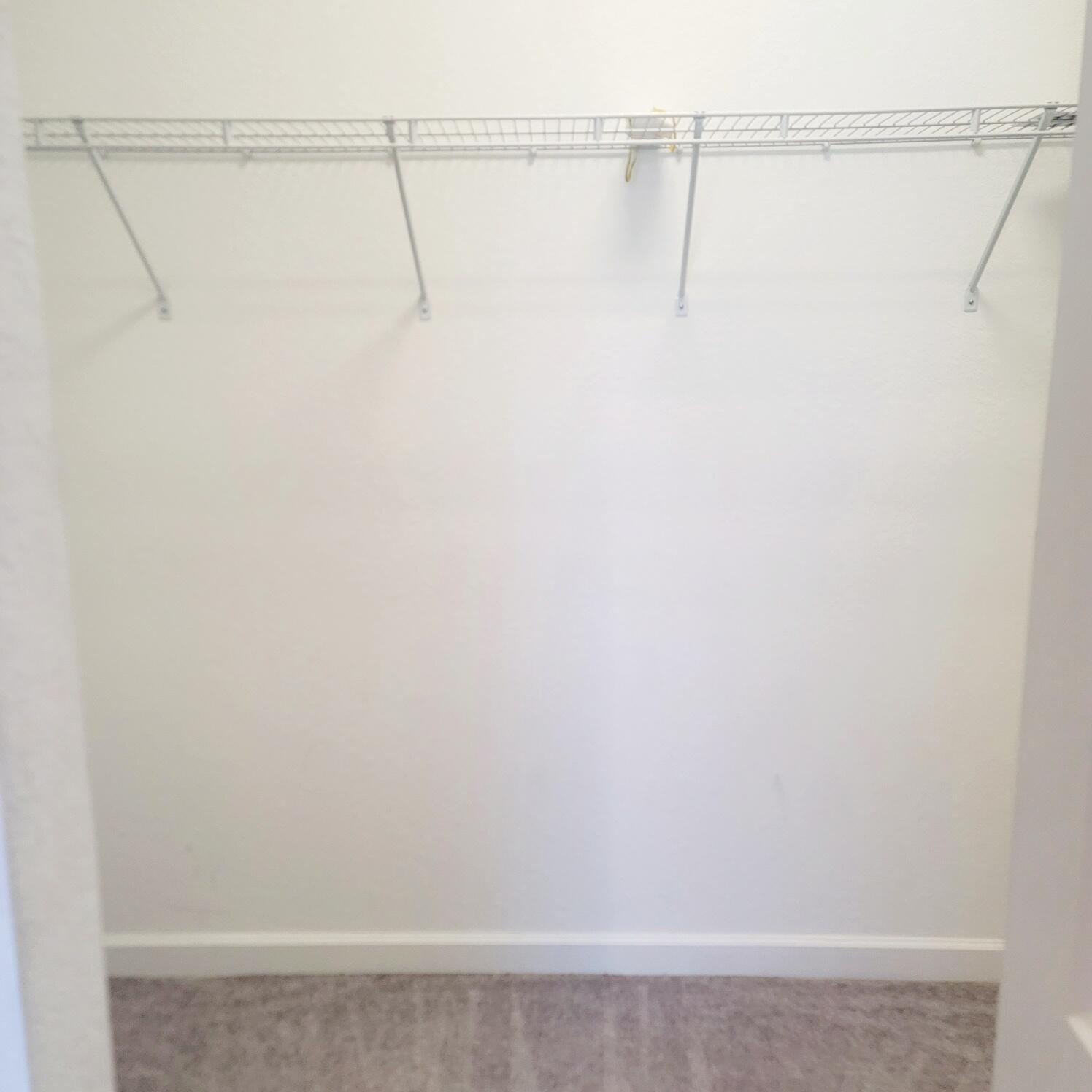 PINE ILSE- PINE VISTA - Residential Lease