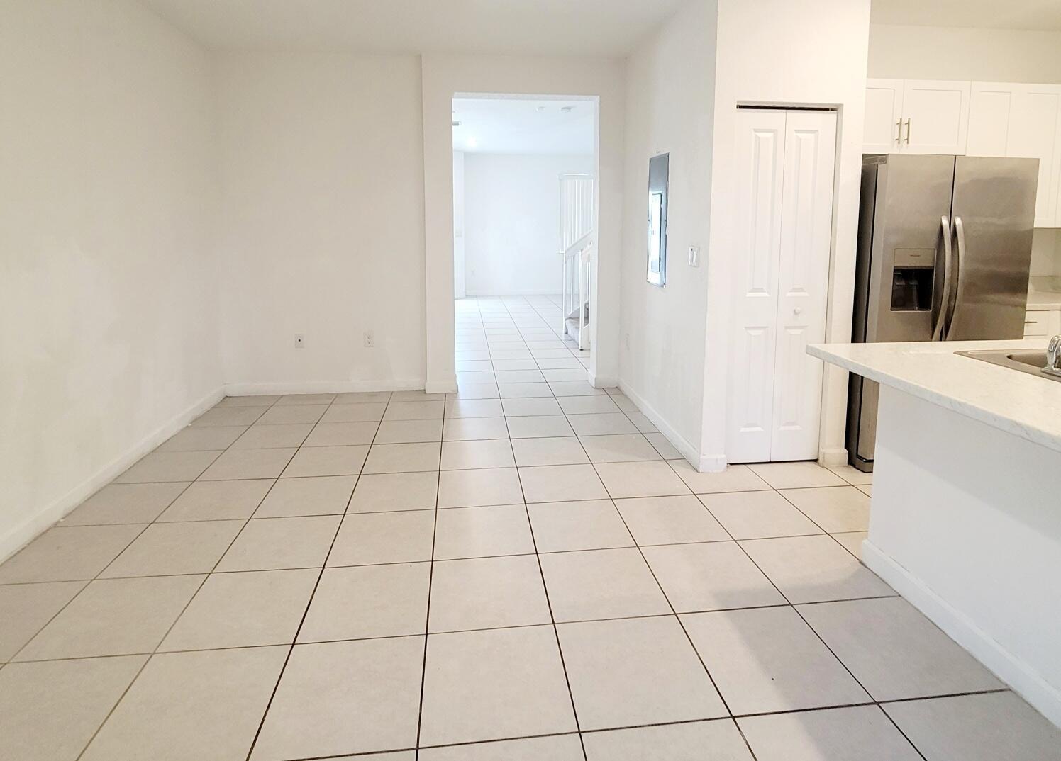PINE ILSE- PINE VISTA - Residential Lease