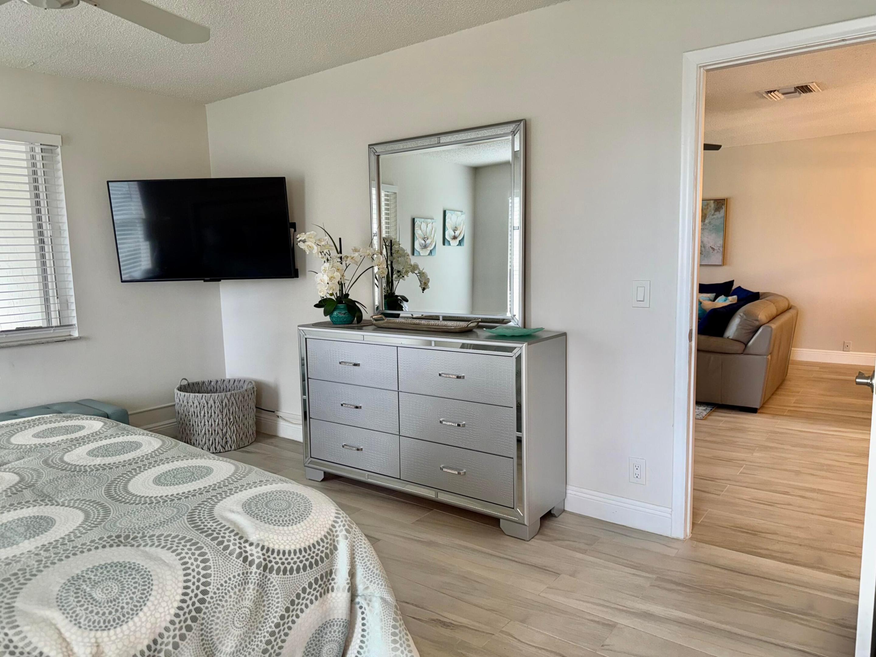 PINES OF DELRAY NORTH CONDO - Residential