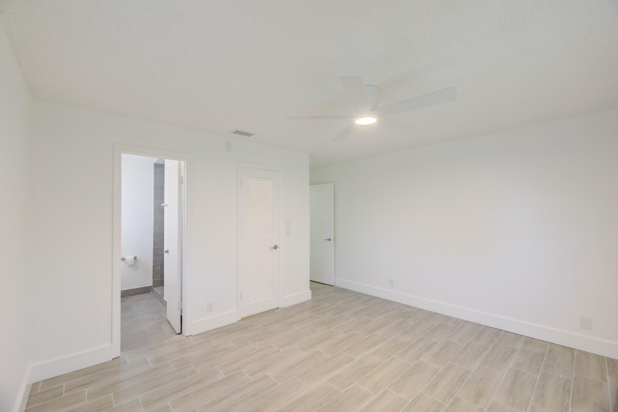 Lauderdale West 3 Sec 83- - Residential Lease