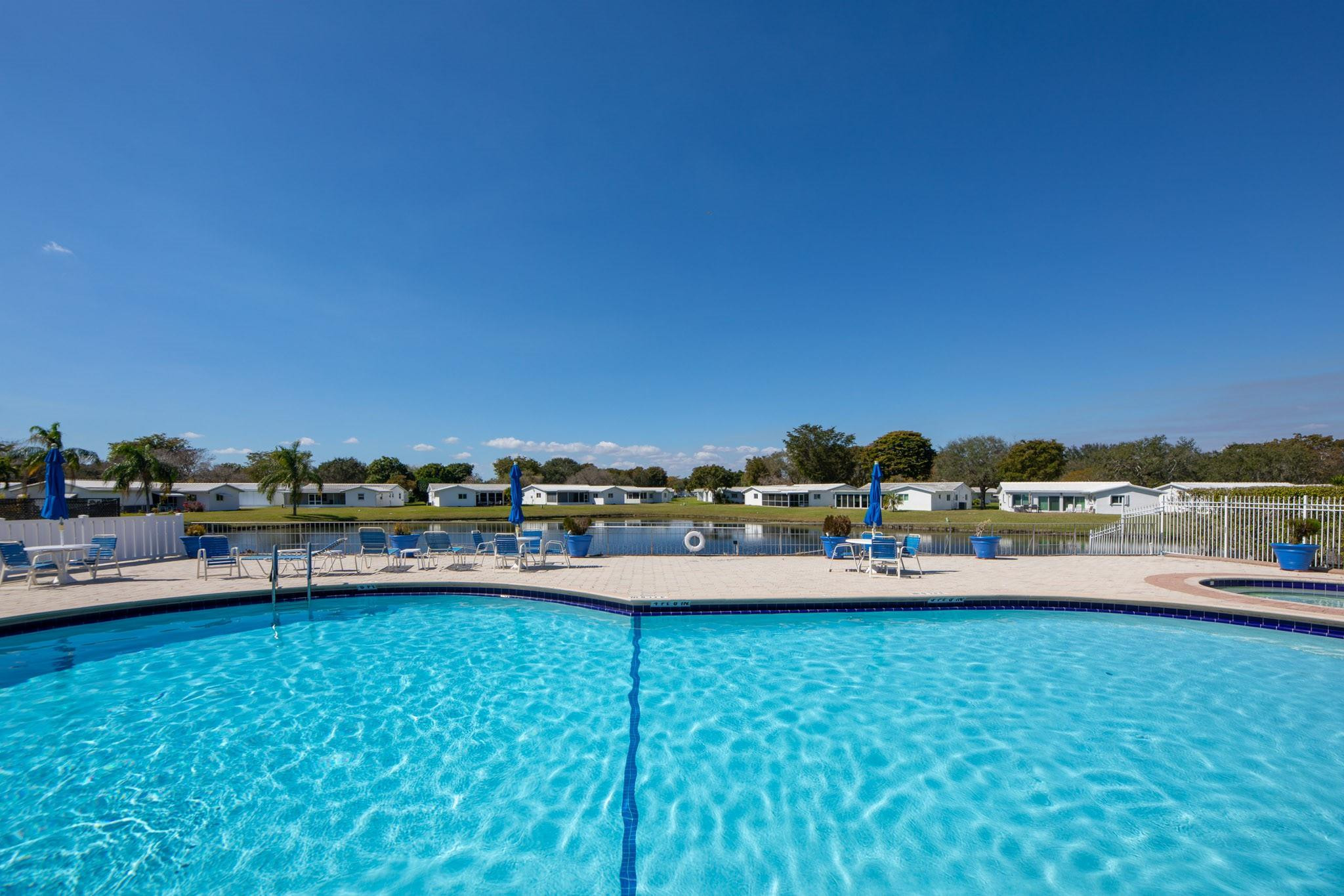 Lauderdale West 3 Sec 83- - Residential Lease