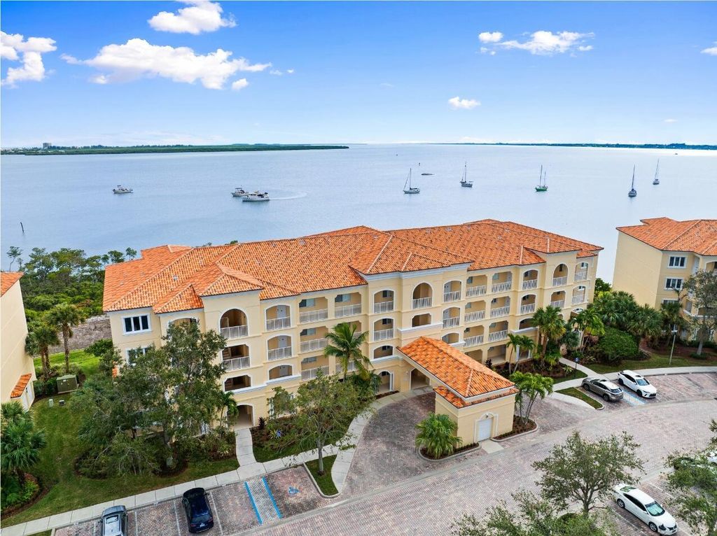 Photo of 29 Harbour Isle Drive #203, Fort Pierce, FL 34949 (MLS # R11112819)
