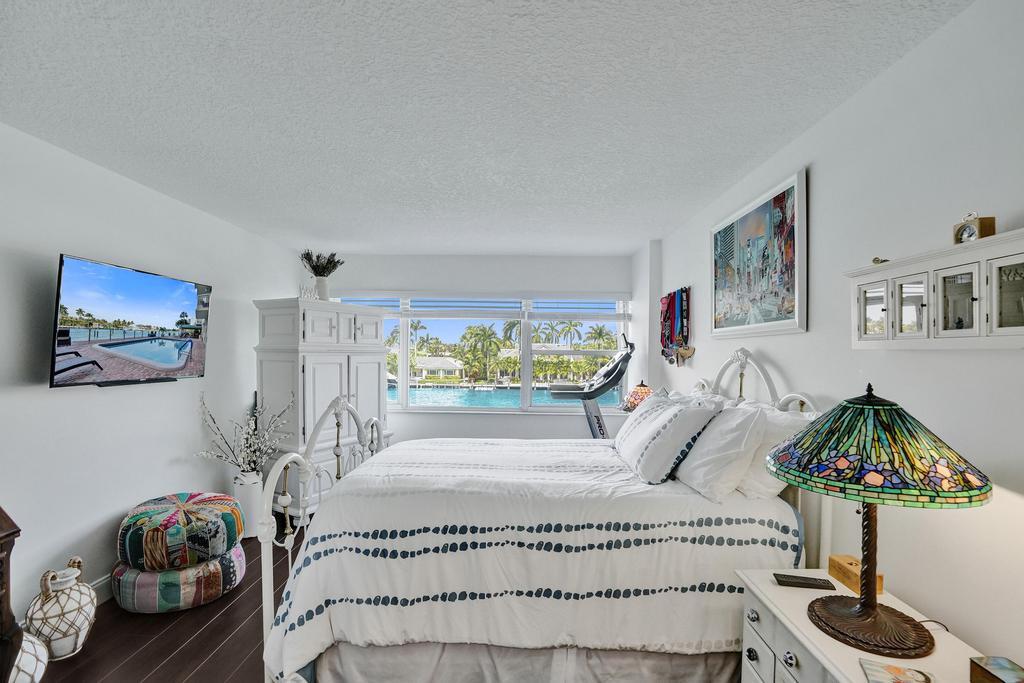 WATERS EDGE CONDO - Residential