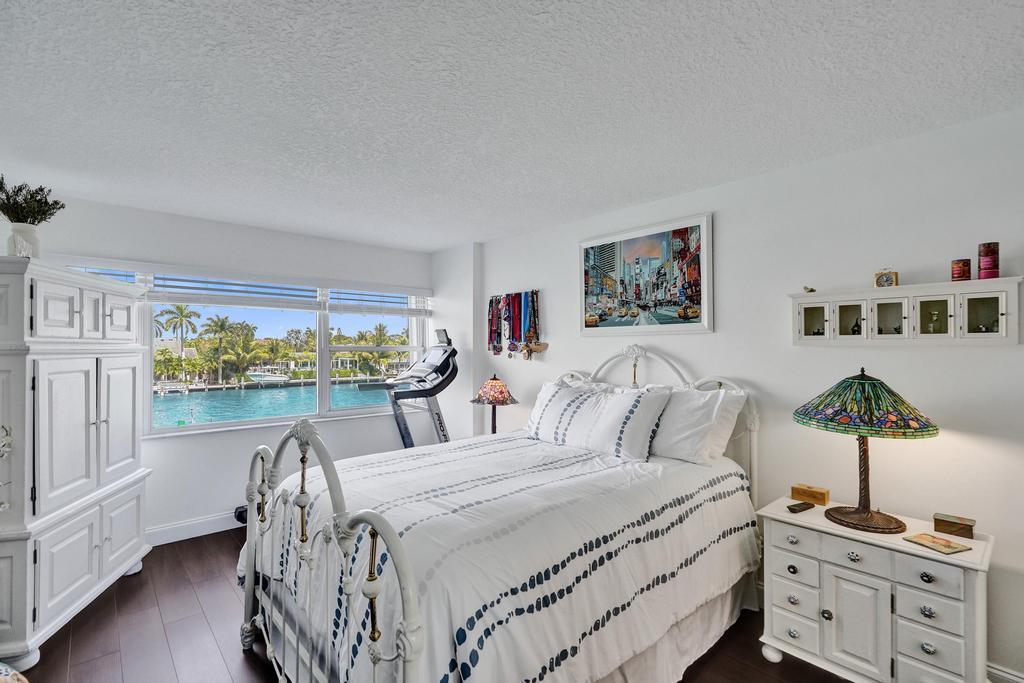 WATERS EDGE CONDO - Residential